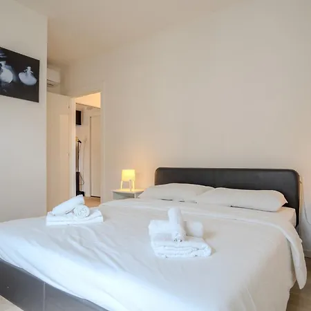 Social House - Vivi La Citta Con Stile Apartament Mediolan