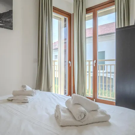 Social House - Vivi La Citta Con Stile Mediolan